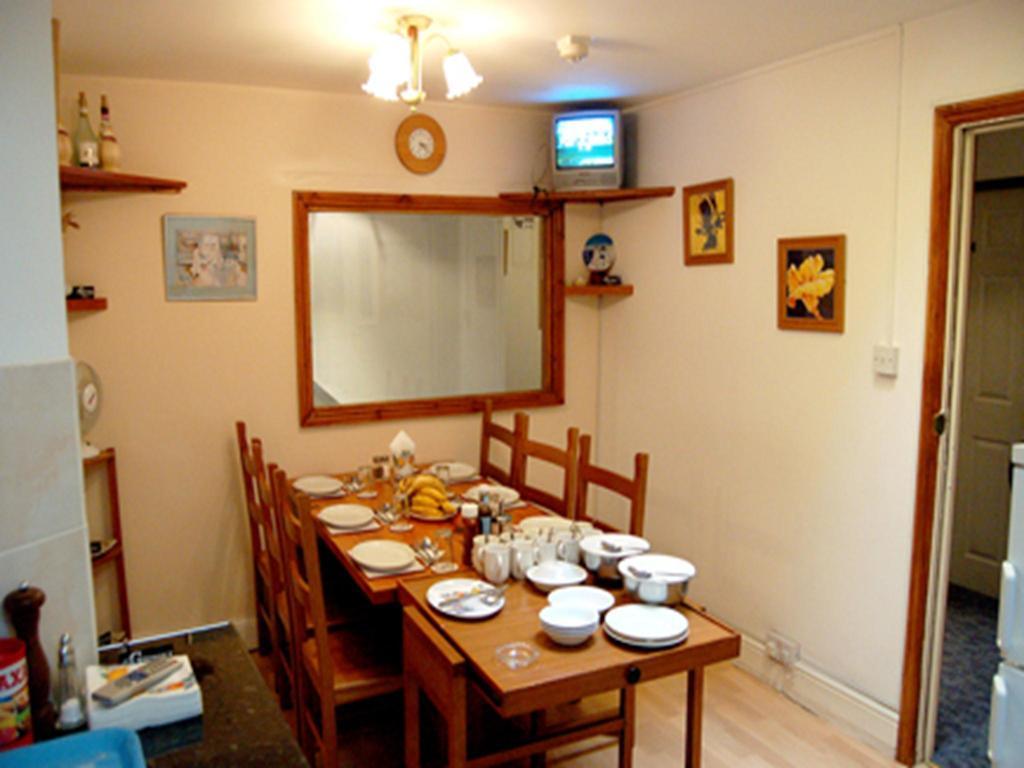 קינגסטון אפון תמז St. George'S Lodge מראה חיצוני תמונה